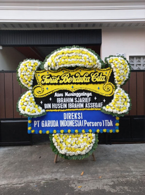Papan Bunga Duka di Susukan