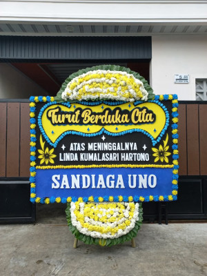 Papan Bunga Duka di Susukan